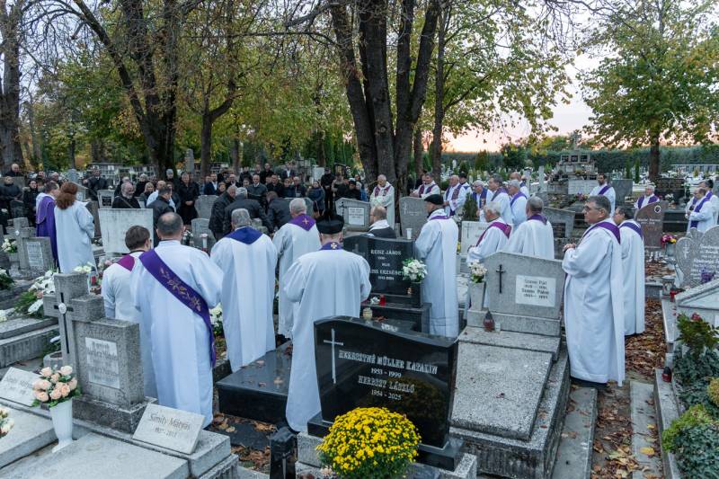 2025_10_27_gyurosovics temetes_52.jpg